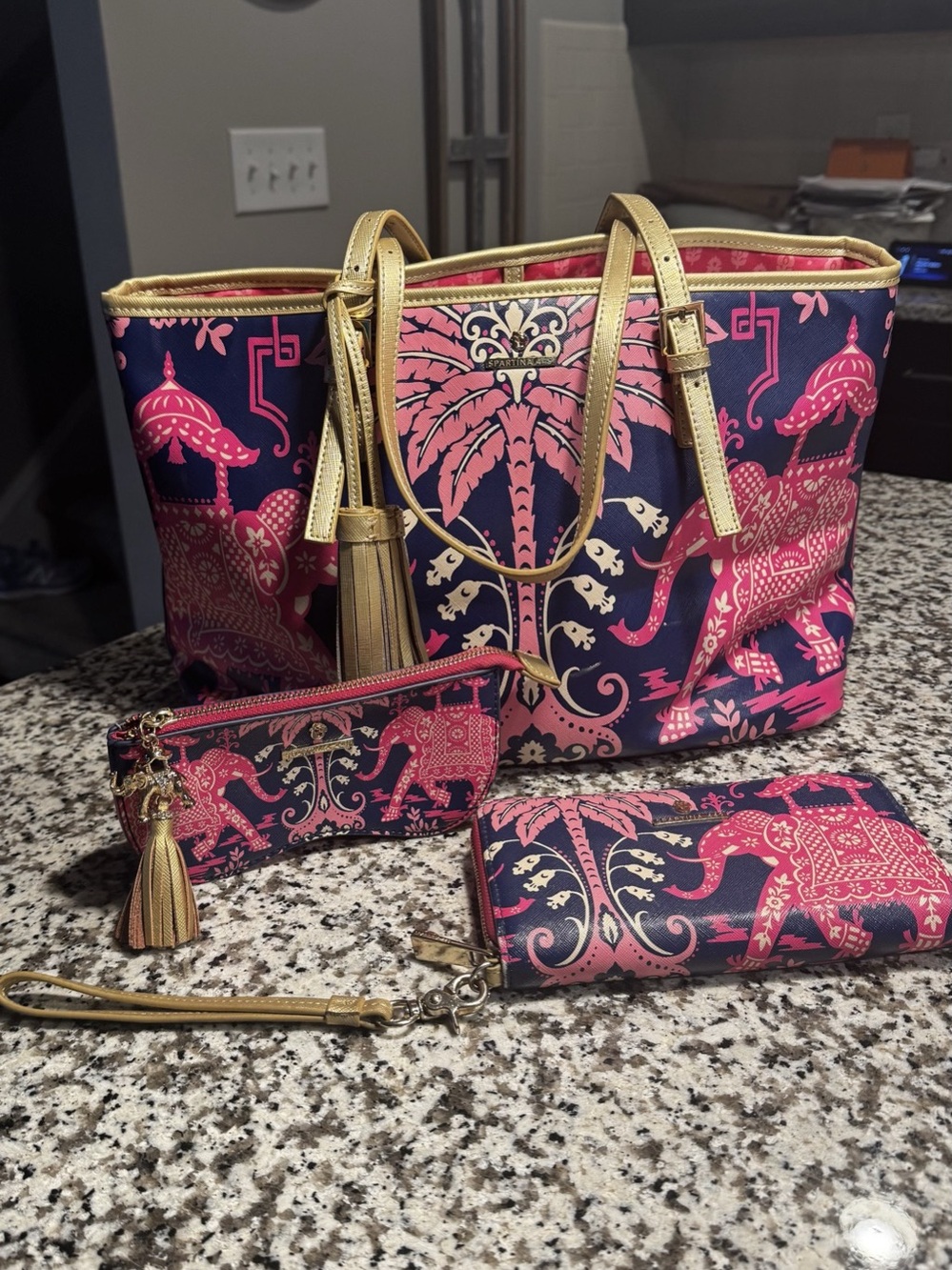 Spartina 449 Retreat Pink Elephant Large Tote w/accessories wallet and small bag